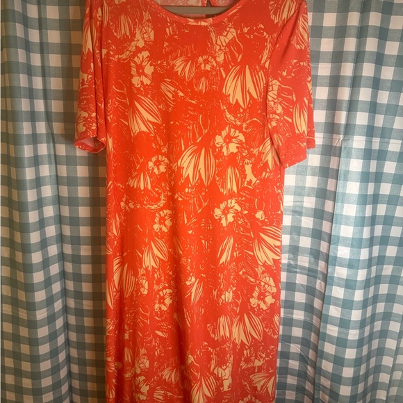 Vince Camuto Dresses & Skirts - Vince Camuto Orange and Cream Dress